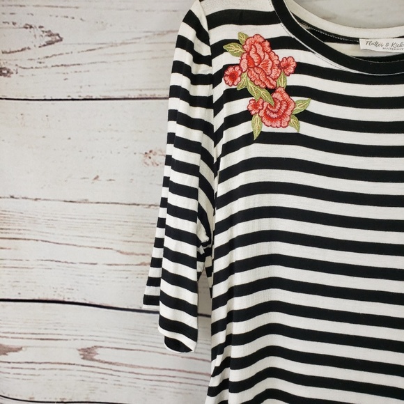 Flutter & Kick Appliqued Maternity Dress Large - Picture 4 of 7